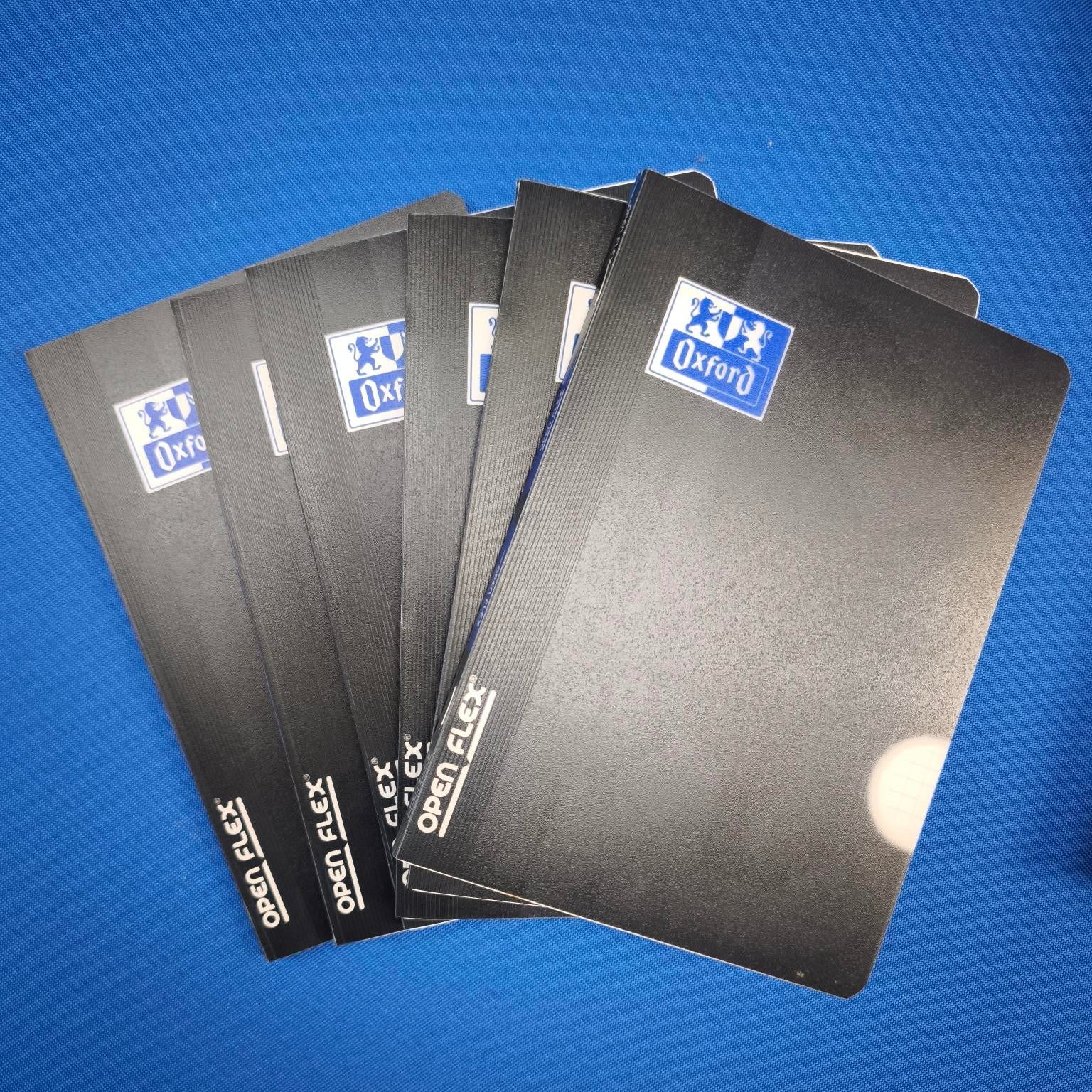 Kit Material Escolar Completo | 60Eur | Cadernos A5 OXFORD + Estojo TOTTO e Material Escolar