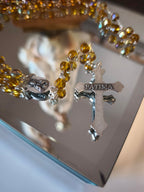 Terço em Cristal Amarelo | Feito à Mão | Terço Católico Elegante